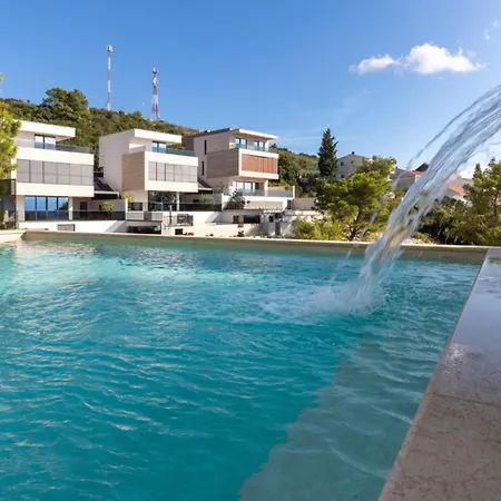 Villa Mara In Komarna By Guide Klek