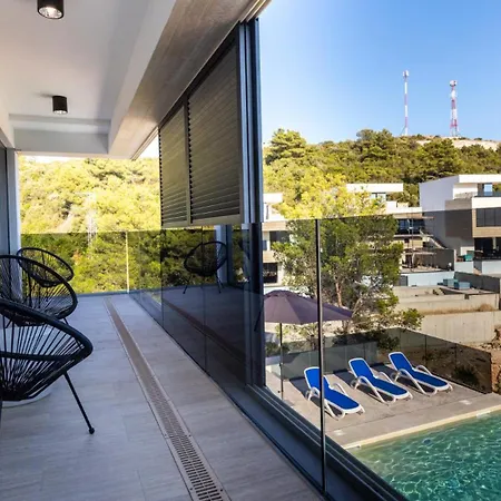 Vila Mara In Komarna By Guide Klek