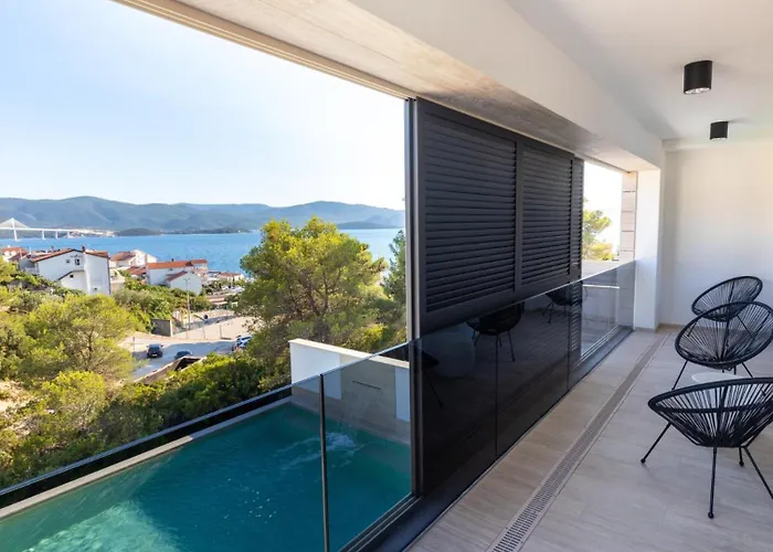 Mara In Komarna By Guide Villa *